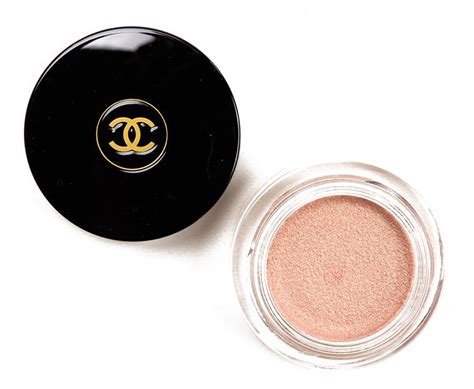 chanel cream eyeshadow rose lame|Chanel eye shadow.